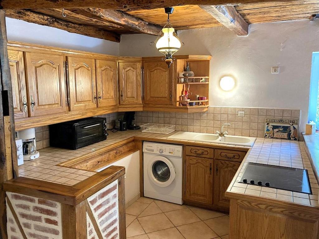 Location Gite Entre Cahors Et St Cirq Lapopie Arcambal Eksteriør billede